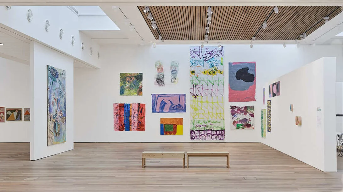 Painting exhibition store